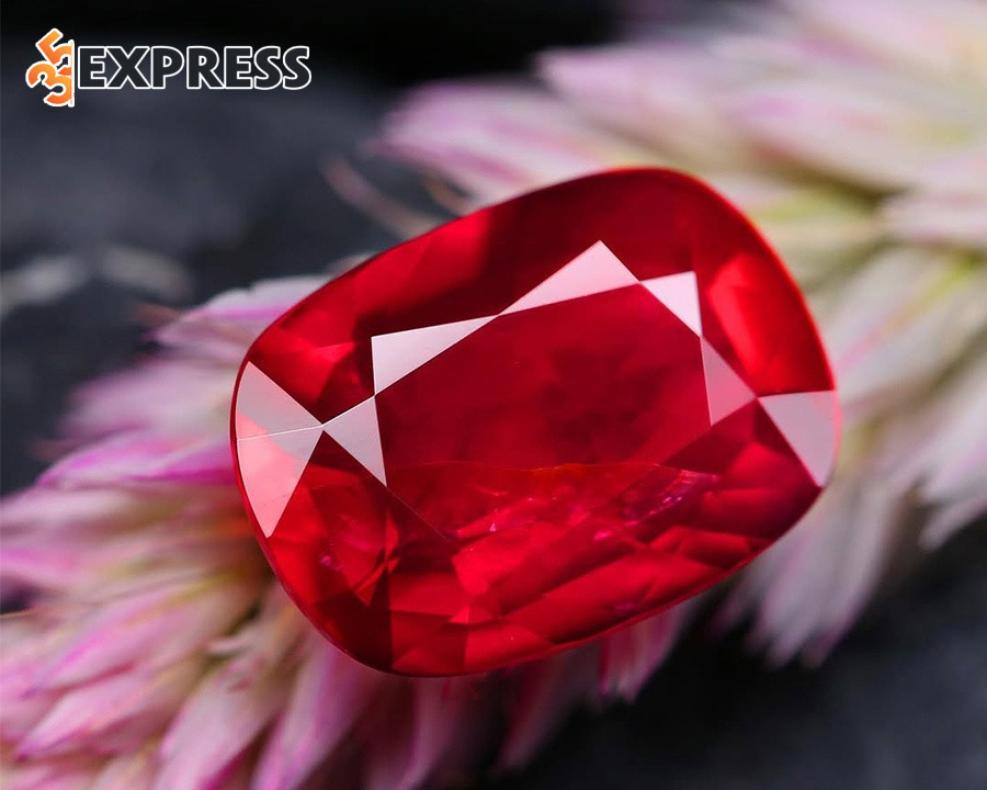 Đá Garnet 