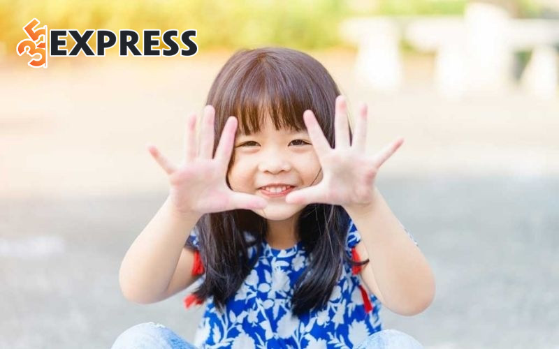 Đặt tên con gái họ Lý