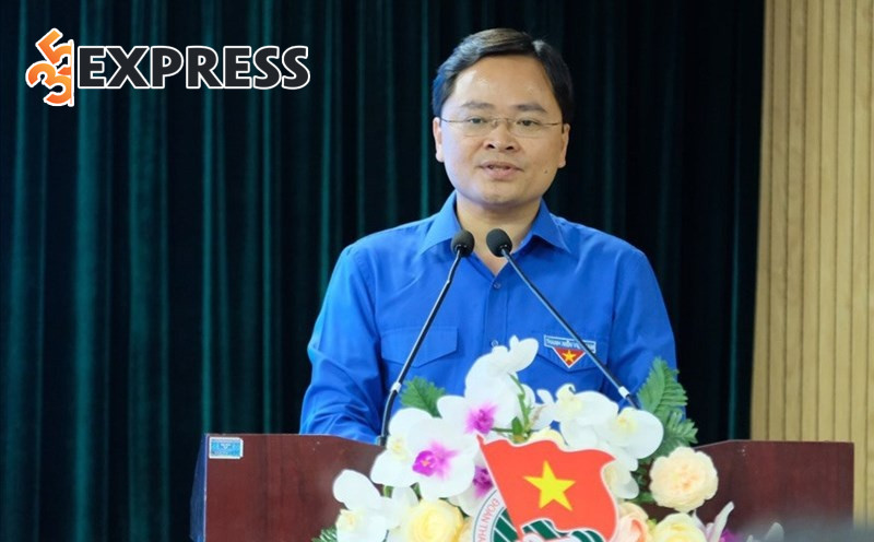 Đóng góp nhiều vào Đoàn Thanh niên Cộng sản Hồ Chí Minh