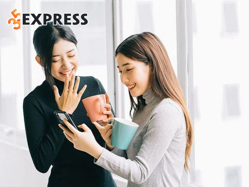 Kim Ngưu thử thể hiện tình yêu qua những cuộc trò chuyện sâu sắc