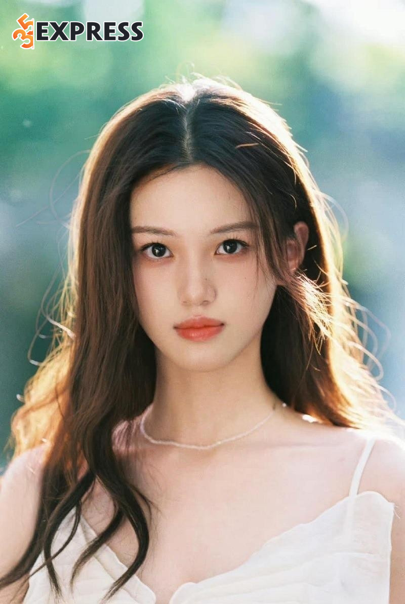 Thẩm Vũ Khiết thường được giao cho các vai diễn tiểu thư