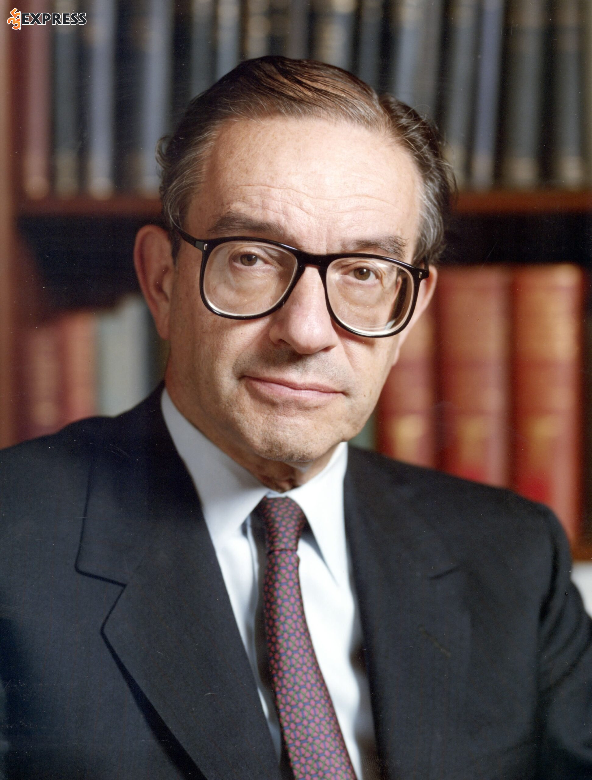 Alan Greenspan sinh ra trong một gia đình gốc Do Thái ở khu Washington Heights