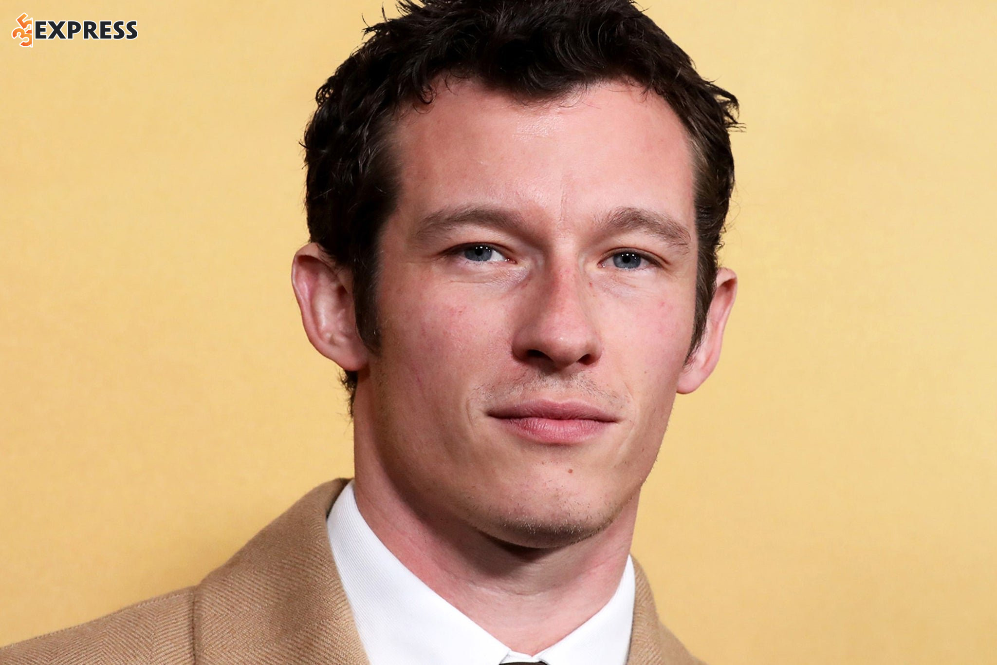 Callum Turner là một người khá kín tiếng về đời tư