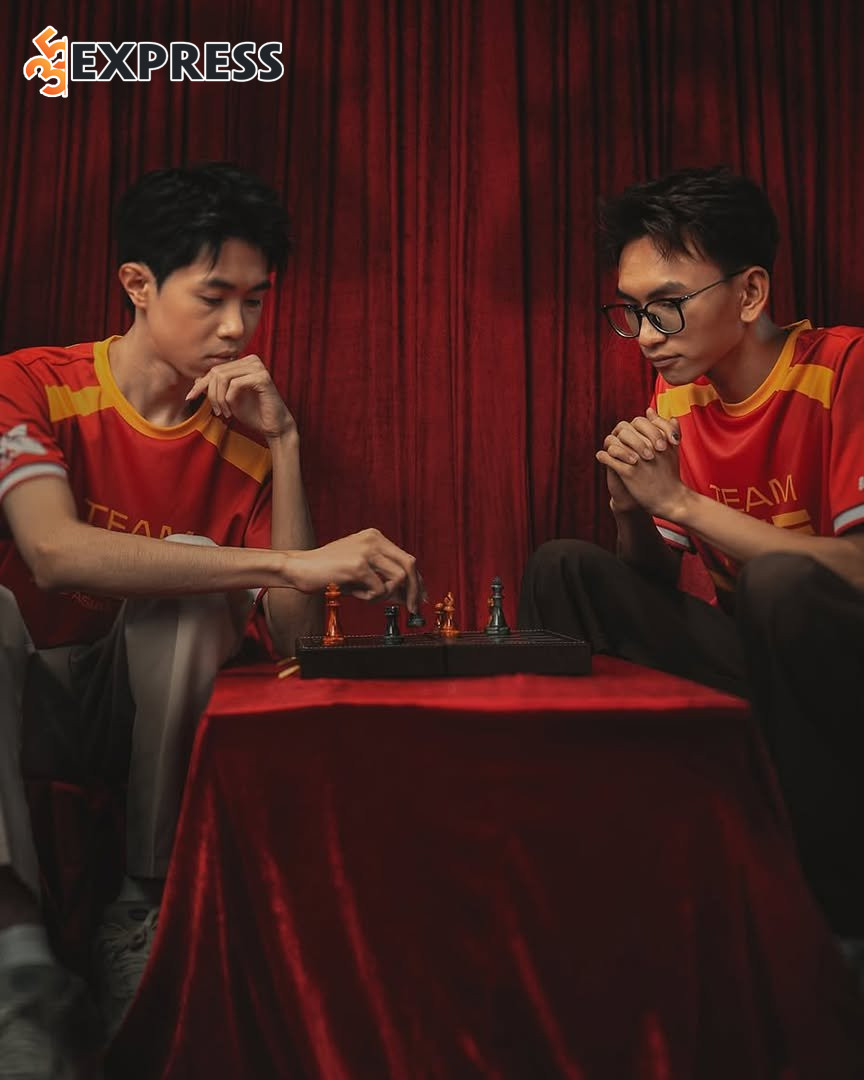 Himass đã có những chia sẻ chân thành trên kênh live của mình