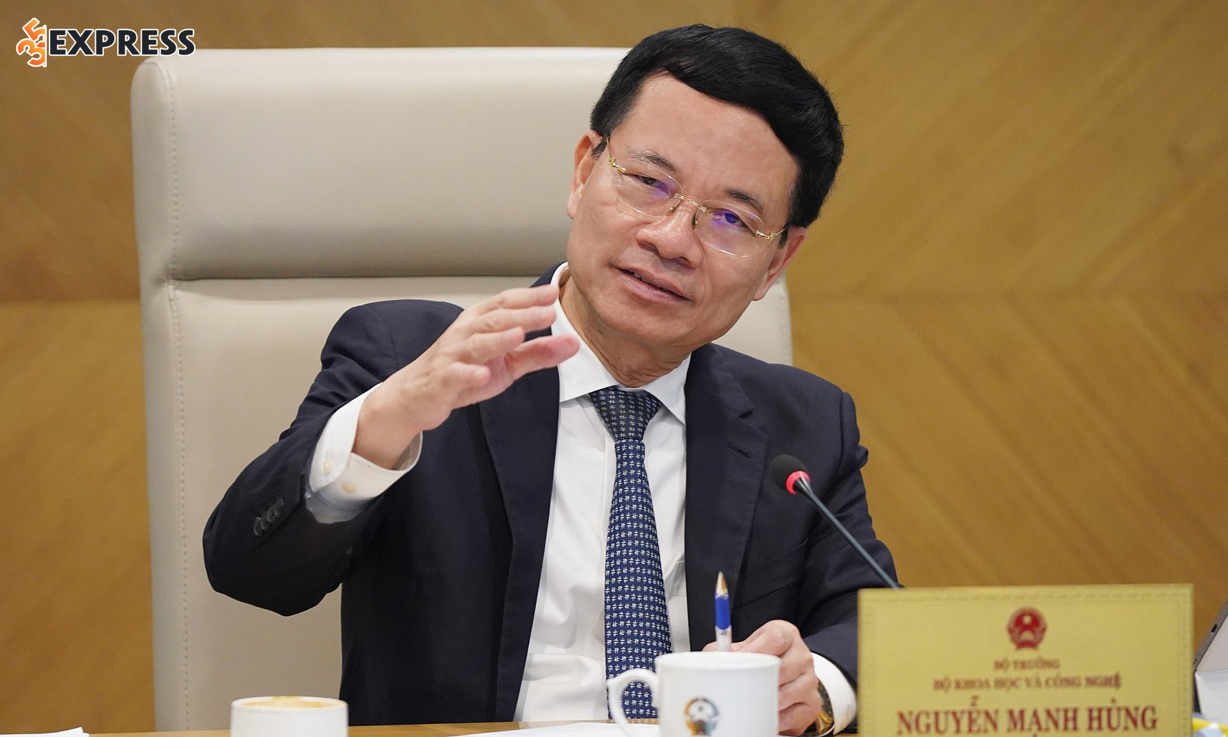 Tầm nhìn chiến lược của ông Nguyễn Mạnh Hùng