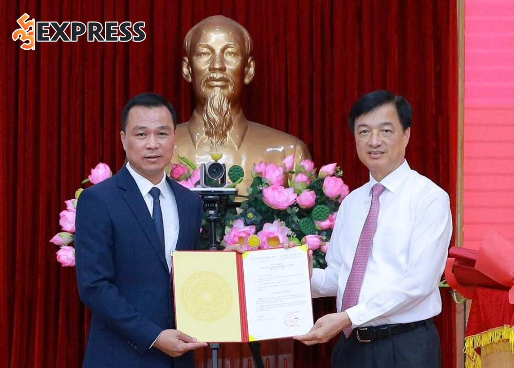 Tô Anh Dũng nhậm chức Chủ tịch Ủy ban nhân dân tỉnh Thanh Hóa