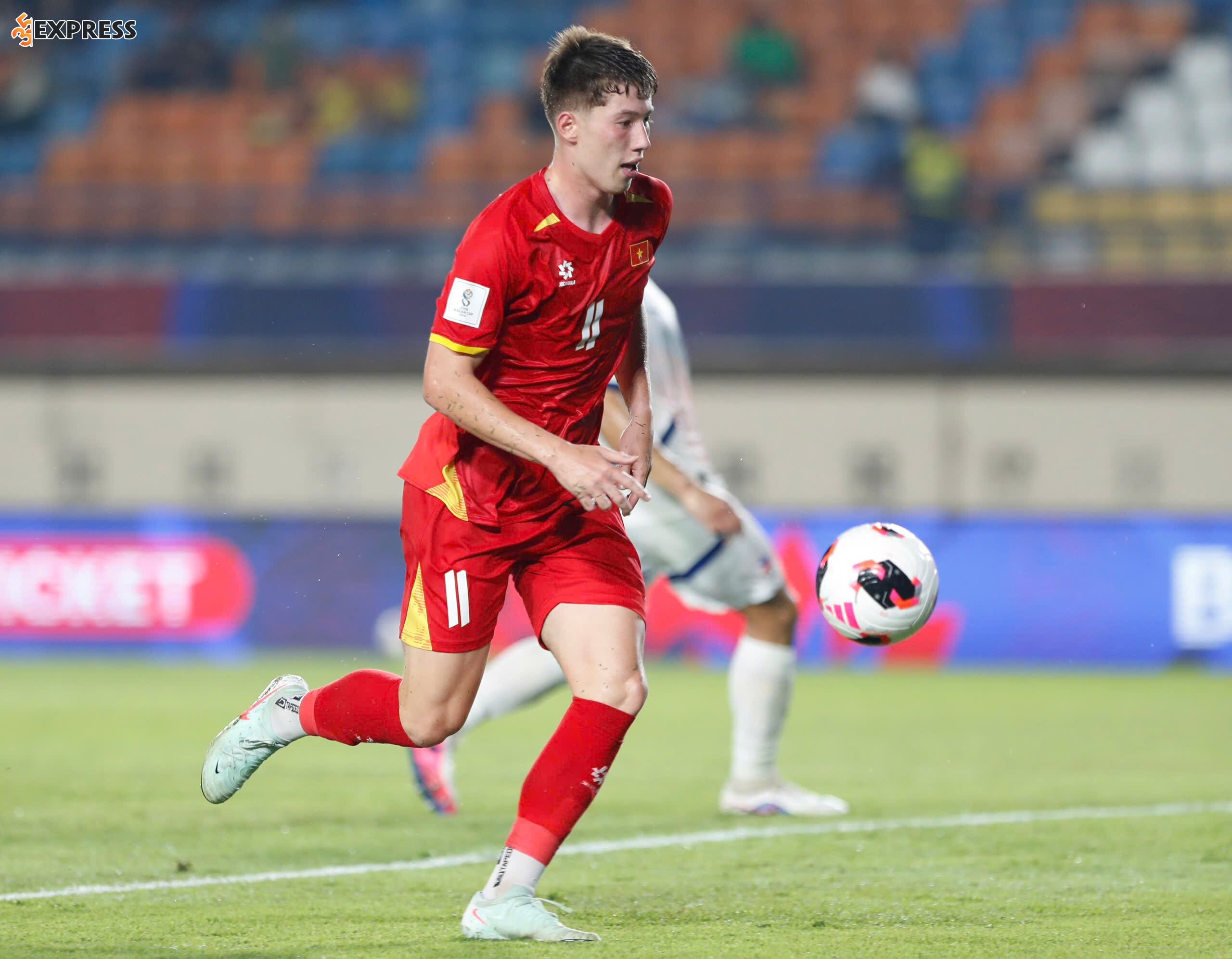 Williams Minh Hoàng màn ra mắt ấn tượng tại ASEAN Cup 2026 trong màu áo ĐTQG