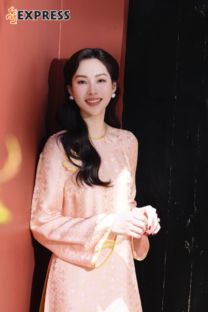 Hoa hậu Đặng Thu Thảo