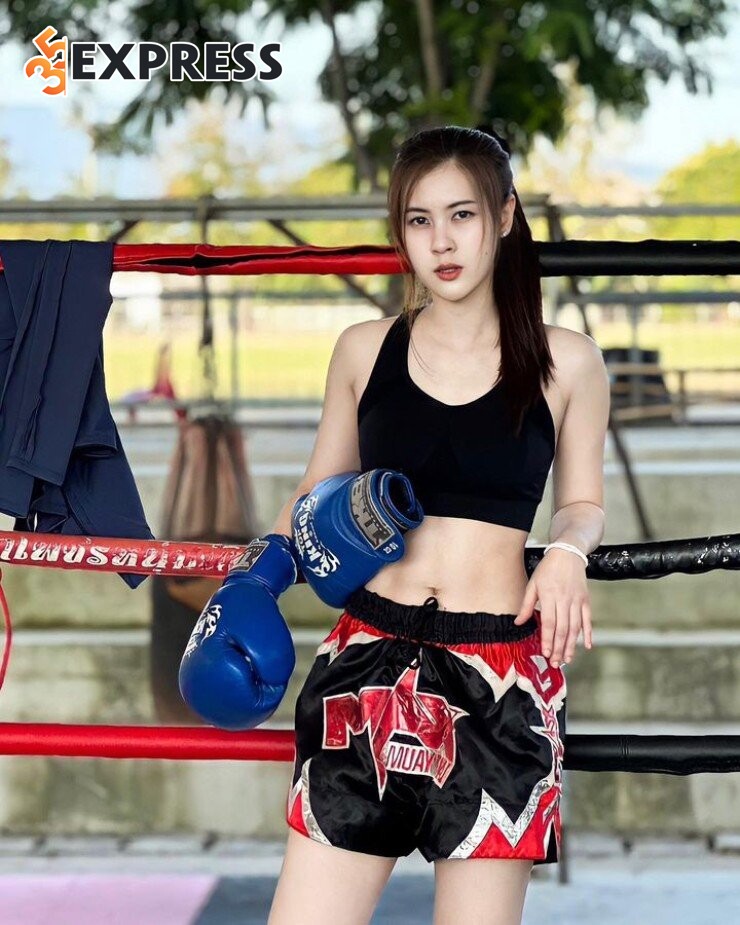 Pinto Hathairat tiếp cận bộ môn võ thuật cổ truyền Thái Lan từ lứa tuổi thiếu niên