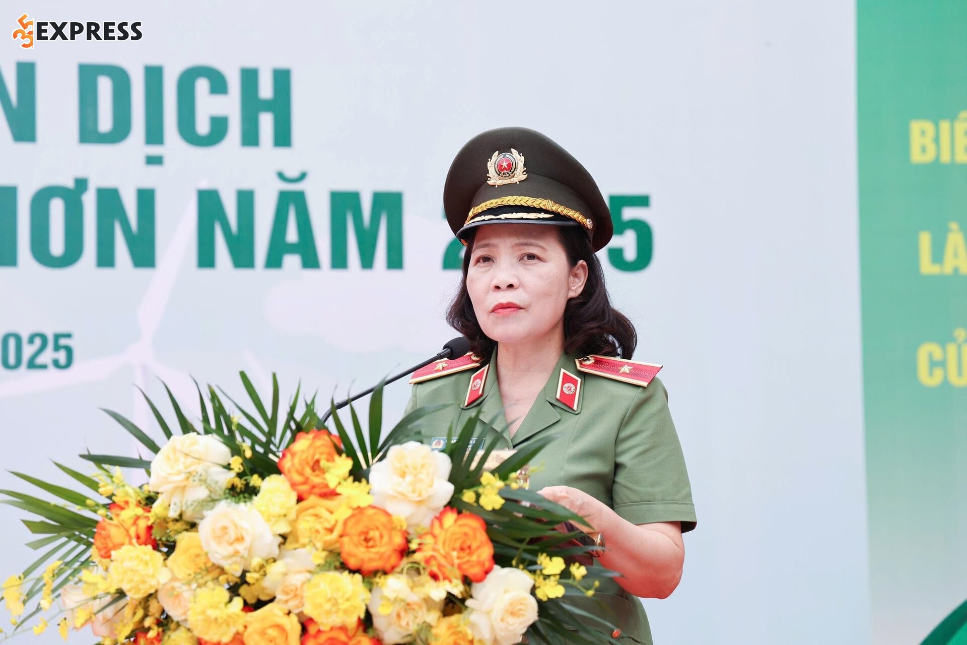 Thiếu tướng Phạm Thị Lan Anh